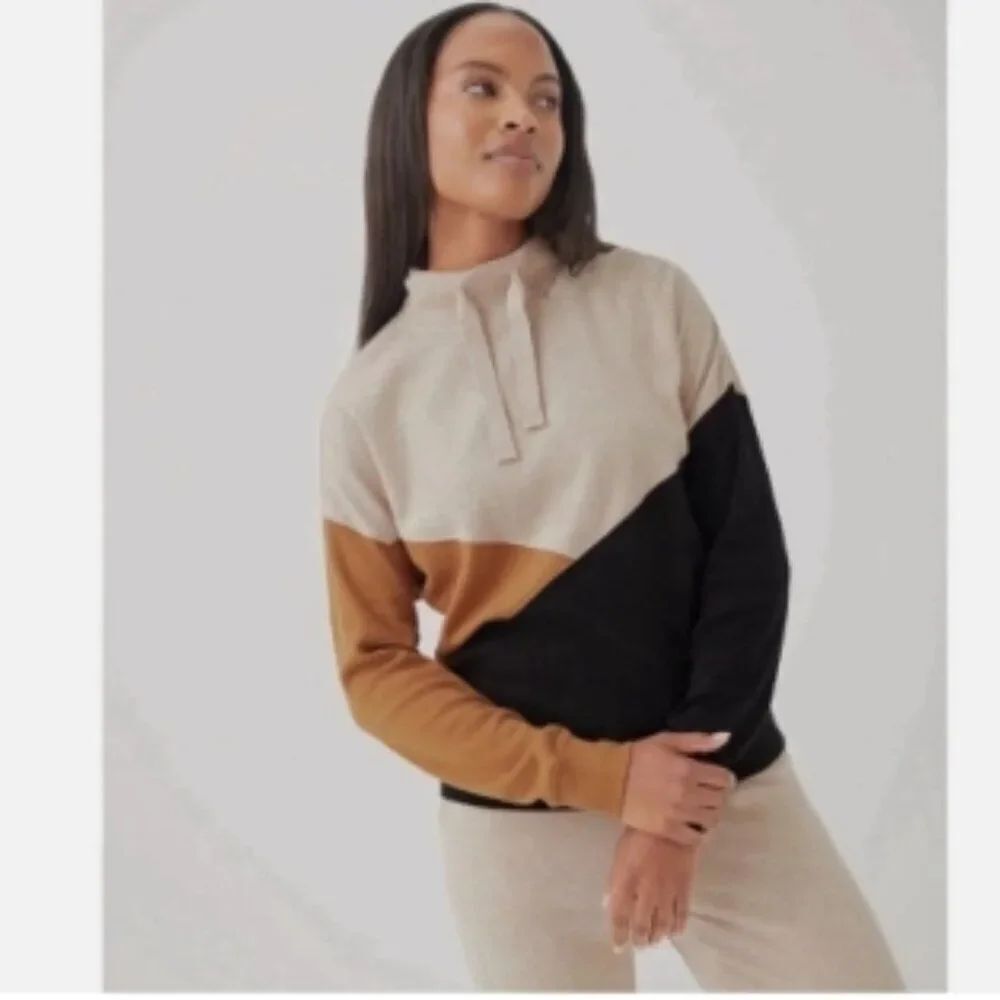 Like New! Pact 100% Organic Cotton Airplane Color Block Pullover Sweatshirt M